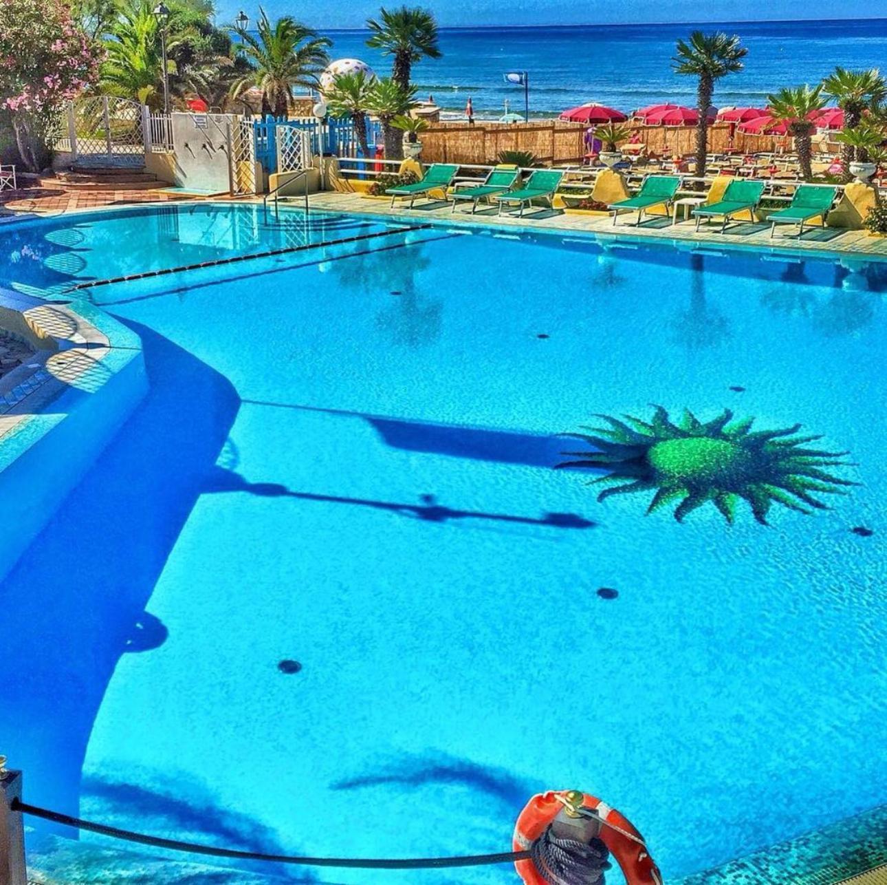 Holidaycasa Leone - Con Posto Auto A 200Mt Dal Mare Sperlonga Zewnętrze zdjęcie