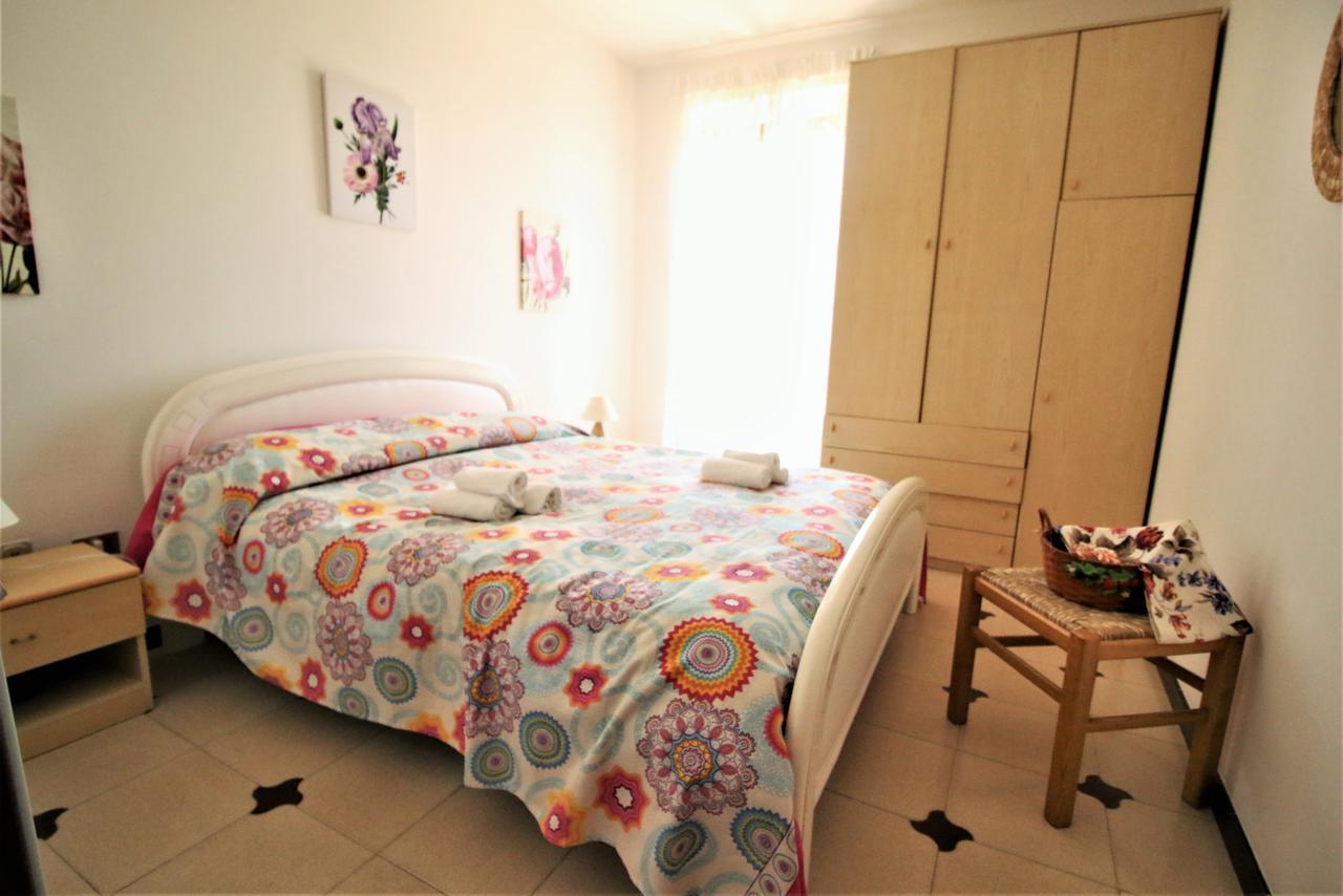 Holidaycasa Leone - Con Posto Auto A 200Mt Dal Mare Sperlonga Zewnętrze zdjęcie