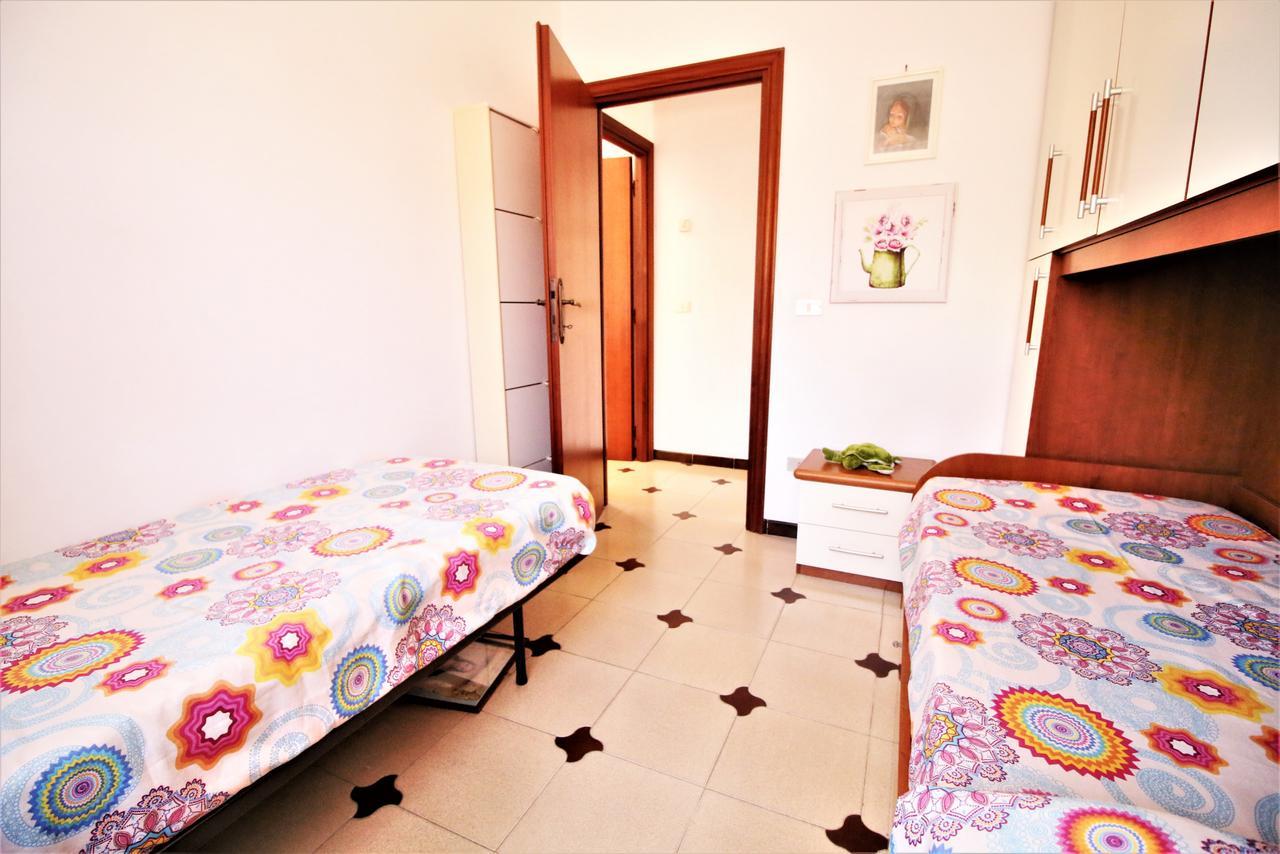 Holidaycasa Leone - Con Posto Auto A 200Mt Dal Mare Sperlonga Zewnętrze zdjęcie