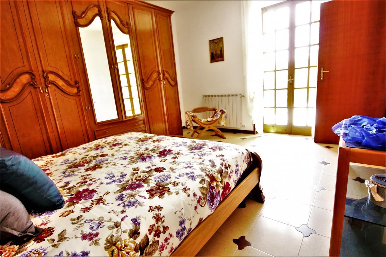 Holidaycasa Leone - Con Posto Auto A 200Mt Dal Mare Sperlonga Zewnętrze zdjęcie