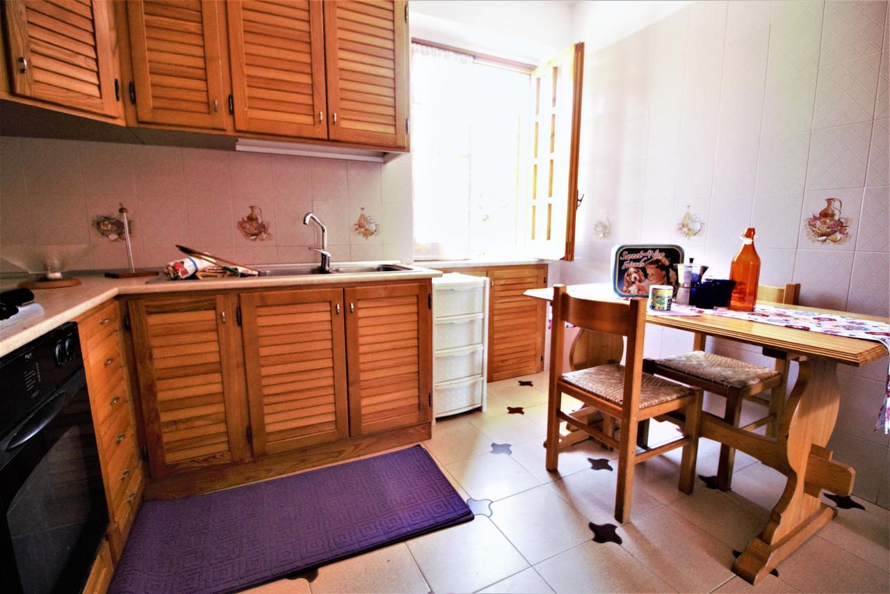 Holidaycasa Leone - Con Posto Auto A 200Mt Dal Mare Sperlonga Zewnętrze zdjęcie