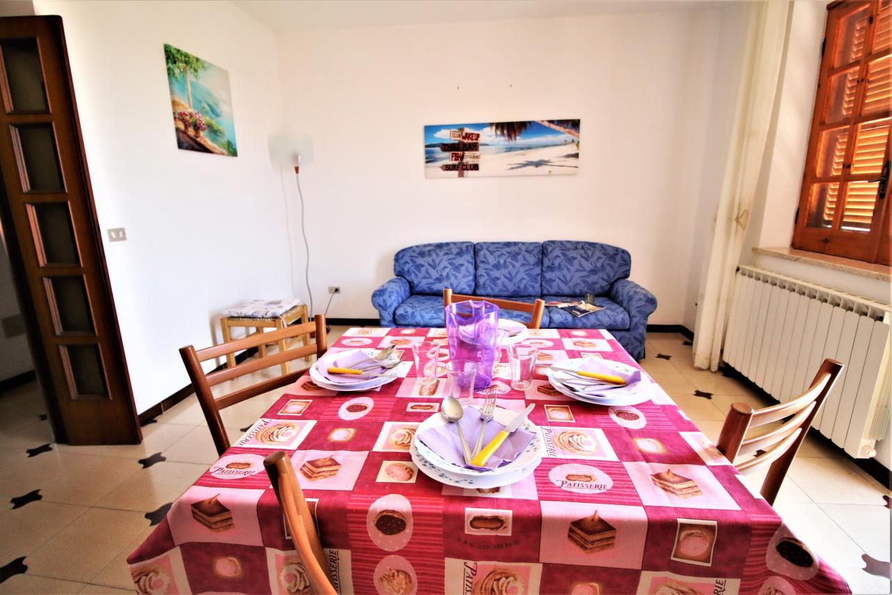 Holidaycasa Leone - Con Posto Auto A 200Mt Dal Mare Sperlonga Zewnętrze zdjęcie